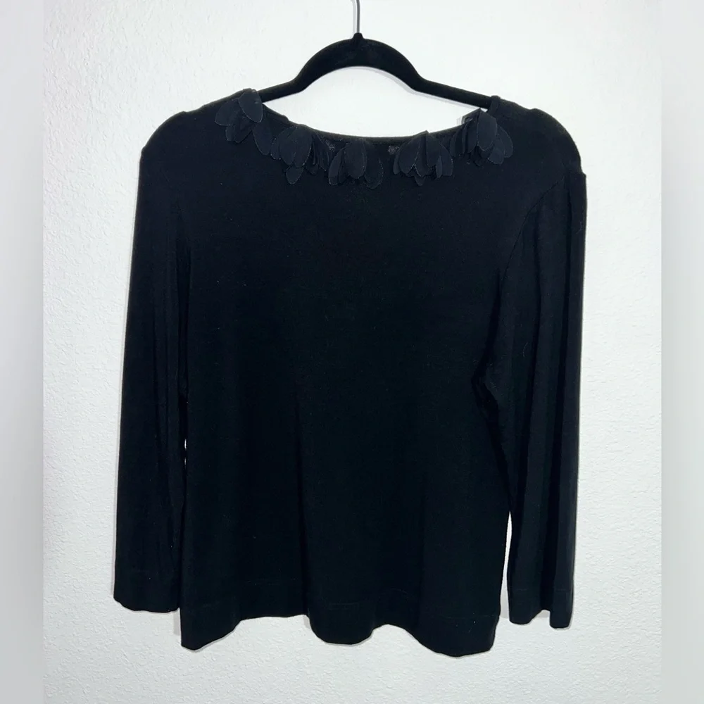 Boden Black Sweater Floral Applique‎ Neckline